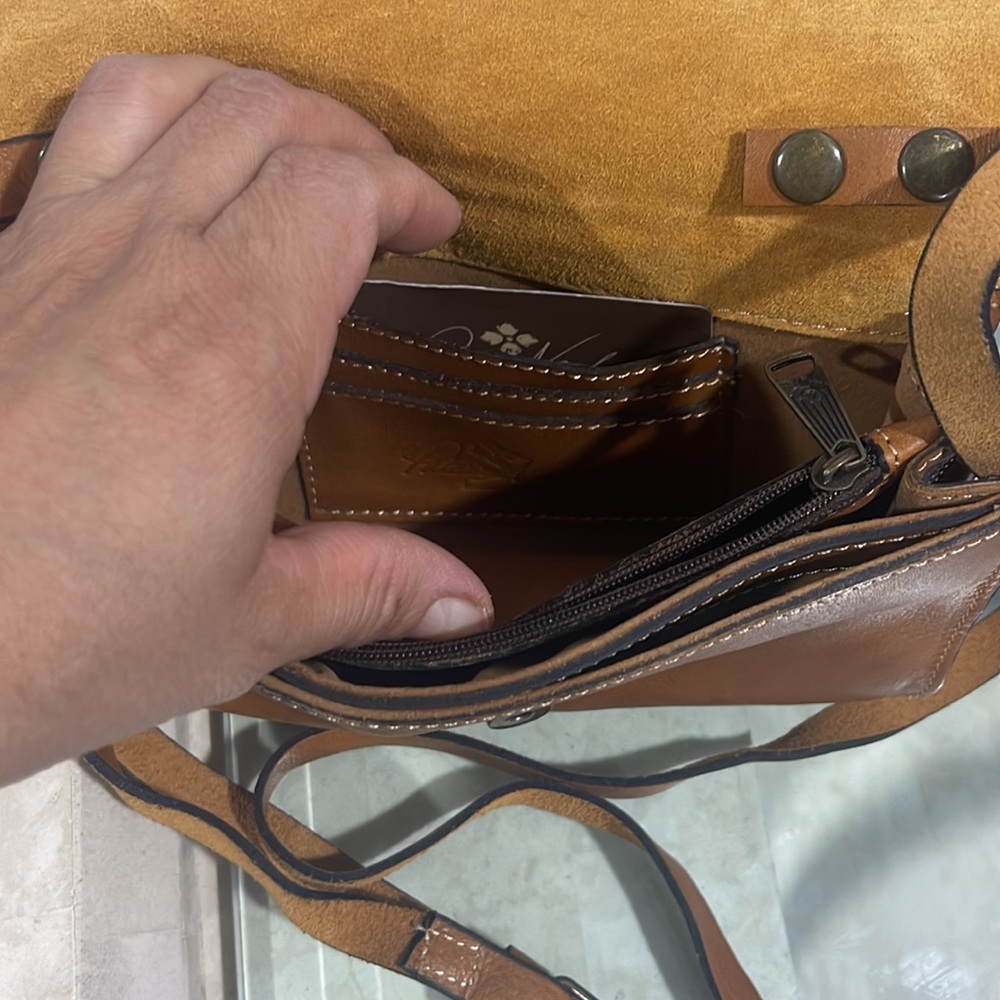 Patricia Nash Italian Leather Purse - image 4